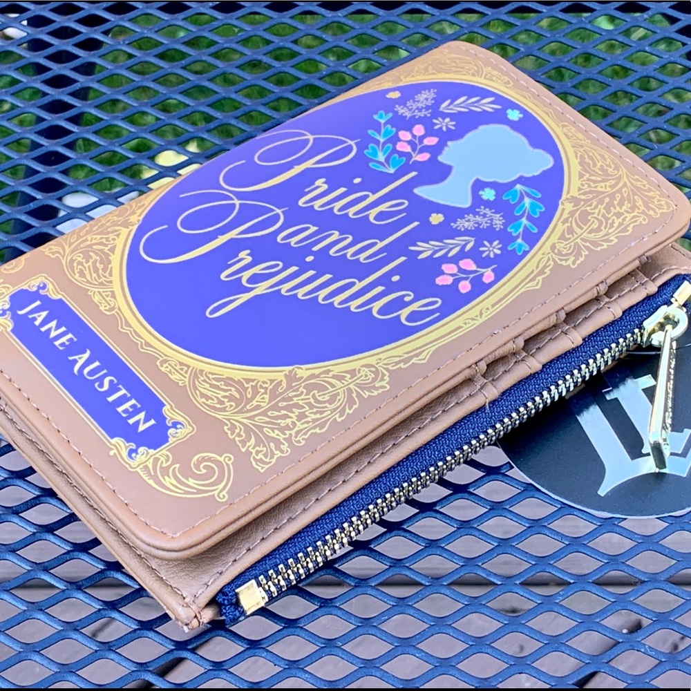 RARE Loungefly Book Wallet Pride and Prejudice NEW - Picture 3 of 4